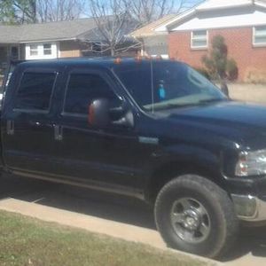 Meet your Posher, Leland